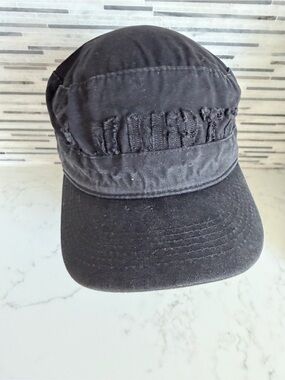 New Vintage Kurtz Men's Black Casual Army Cap size 6 7/8 for a teenager age 10+